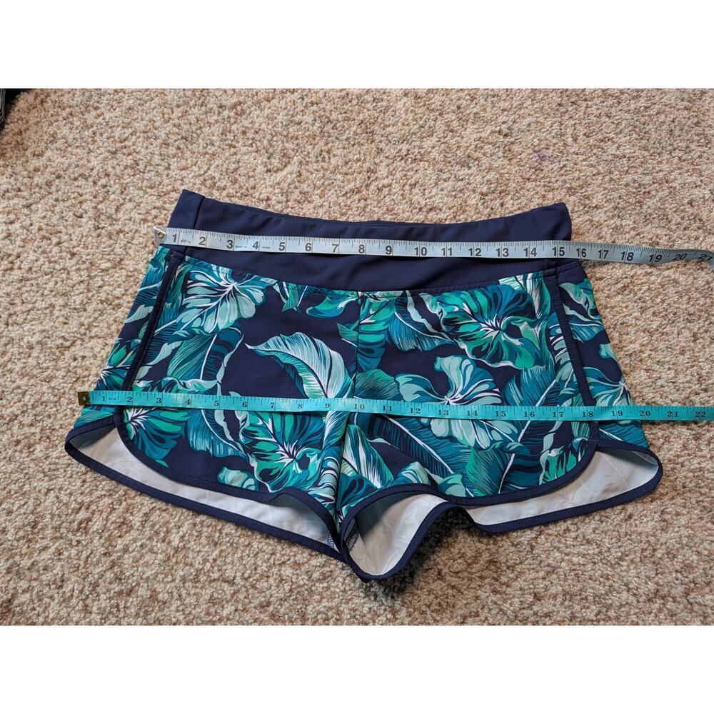 Tommy Bahama Women's cover up/workout shorts; lightweight, Blue & green floral - Picture 5 of 10